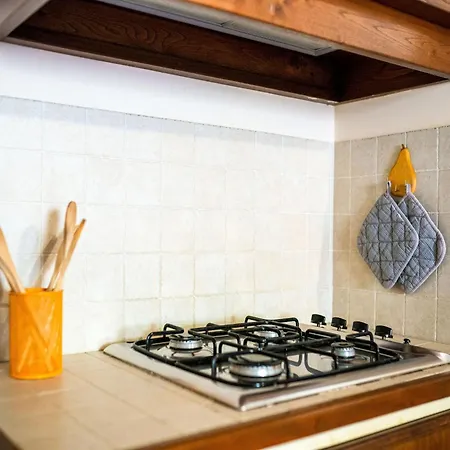 Charming Retreat In Montorsoli Apartman *