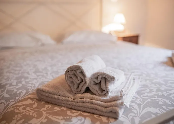 Charming Retreat In Montorsoli Διαμέρισμα *